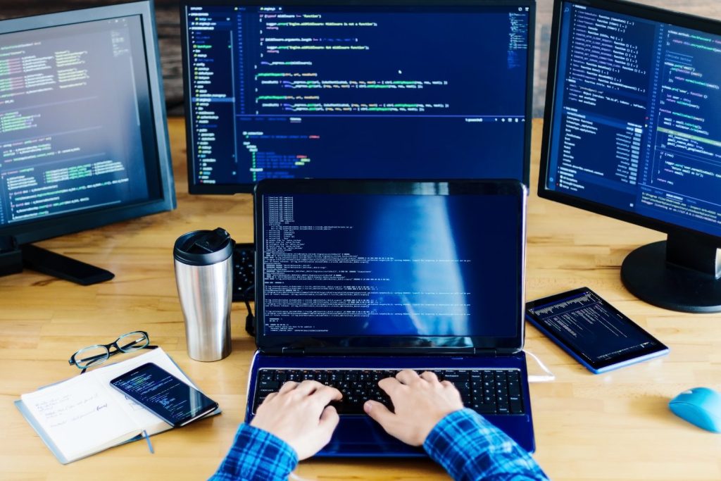 Build or Buy: Analyse des wichtigsten Schritts in der Softwareentwicklung!